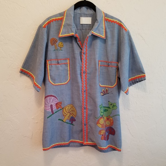 Vintage Tops - Vintage Denim Handpainted Ric Rac 🍄 Shirt L-XL